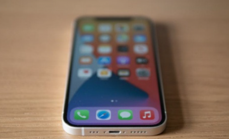 Màn hình iPhone chính hãng giá bao nhiêu?