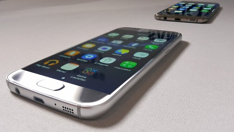 Đánh giá Samsung Galaxy S7 Edge có đắt không