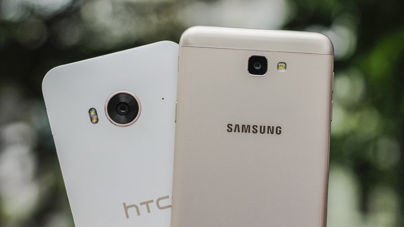 Nên mua điện thoại Samsung hay HTC - Phân tích chuyên sâu