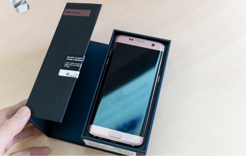 Samsung Galaxy S7 Edge Mỹ giá bao nhiêu tiền tại Việt Nam