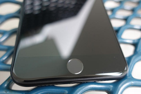 Điện thoại iPhone 7 Plus 128GB 1