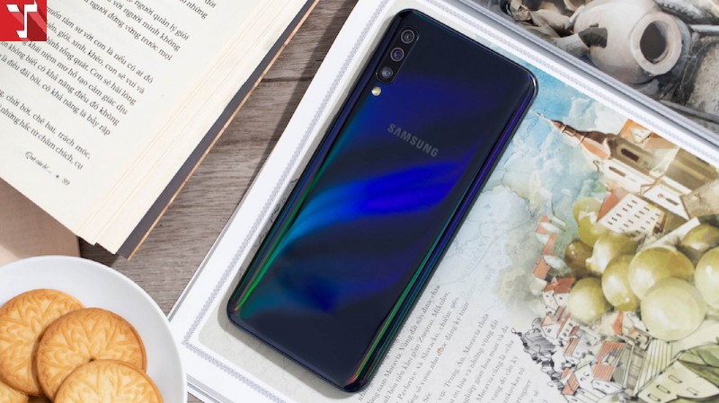 Samsung a50 mới 99%