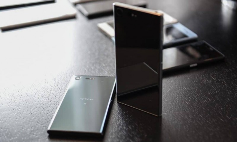 So sánh Sony XZs và XZ Premium: Điểm giống và khác nhau!